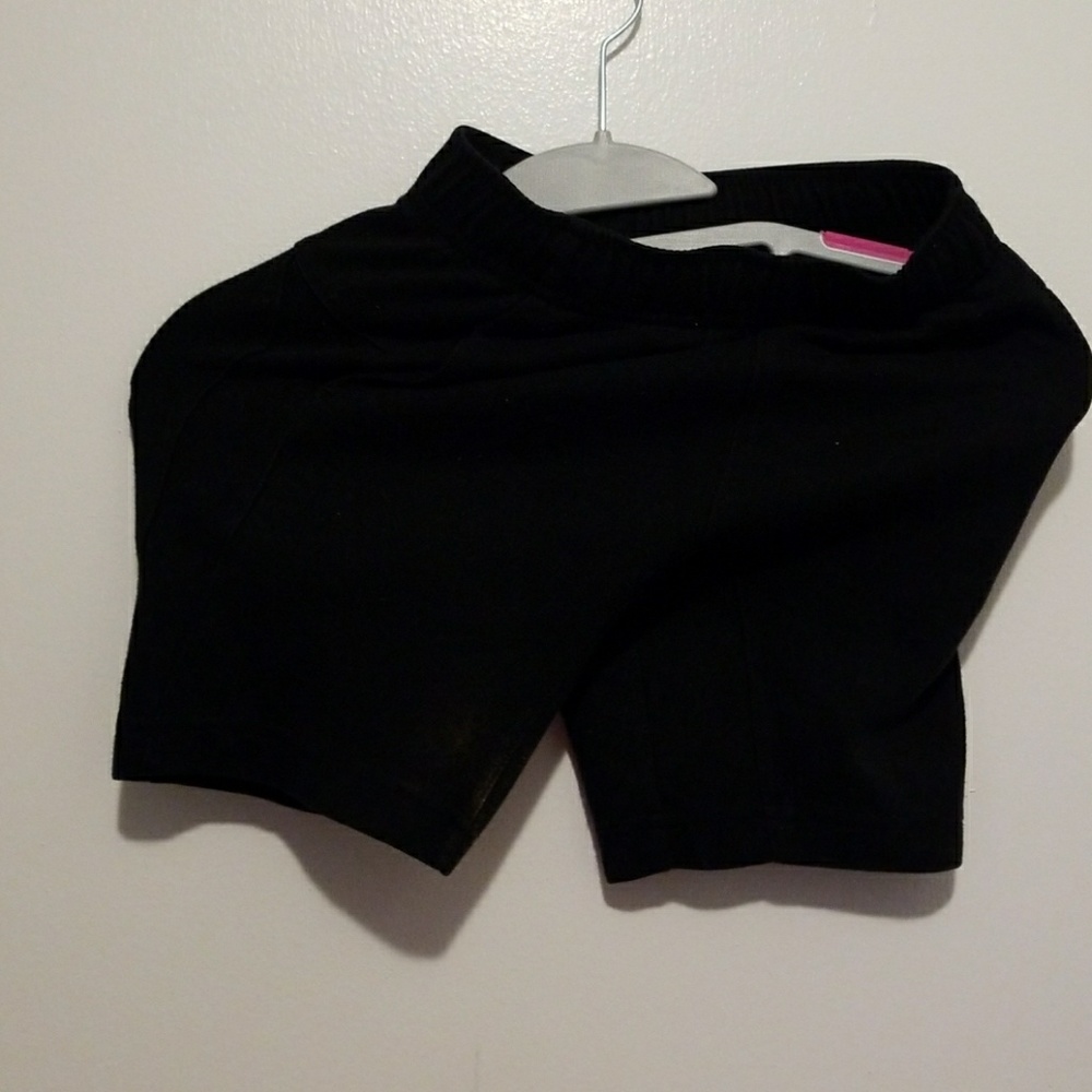 Boys basic black shorts